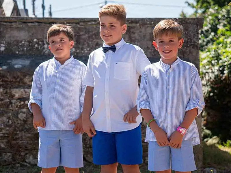 niños posando